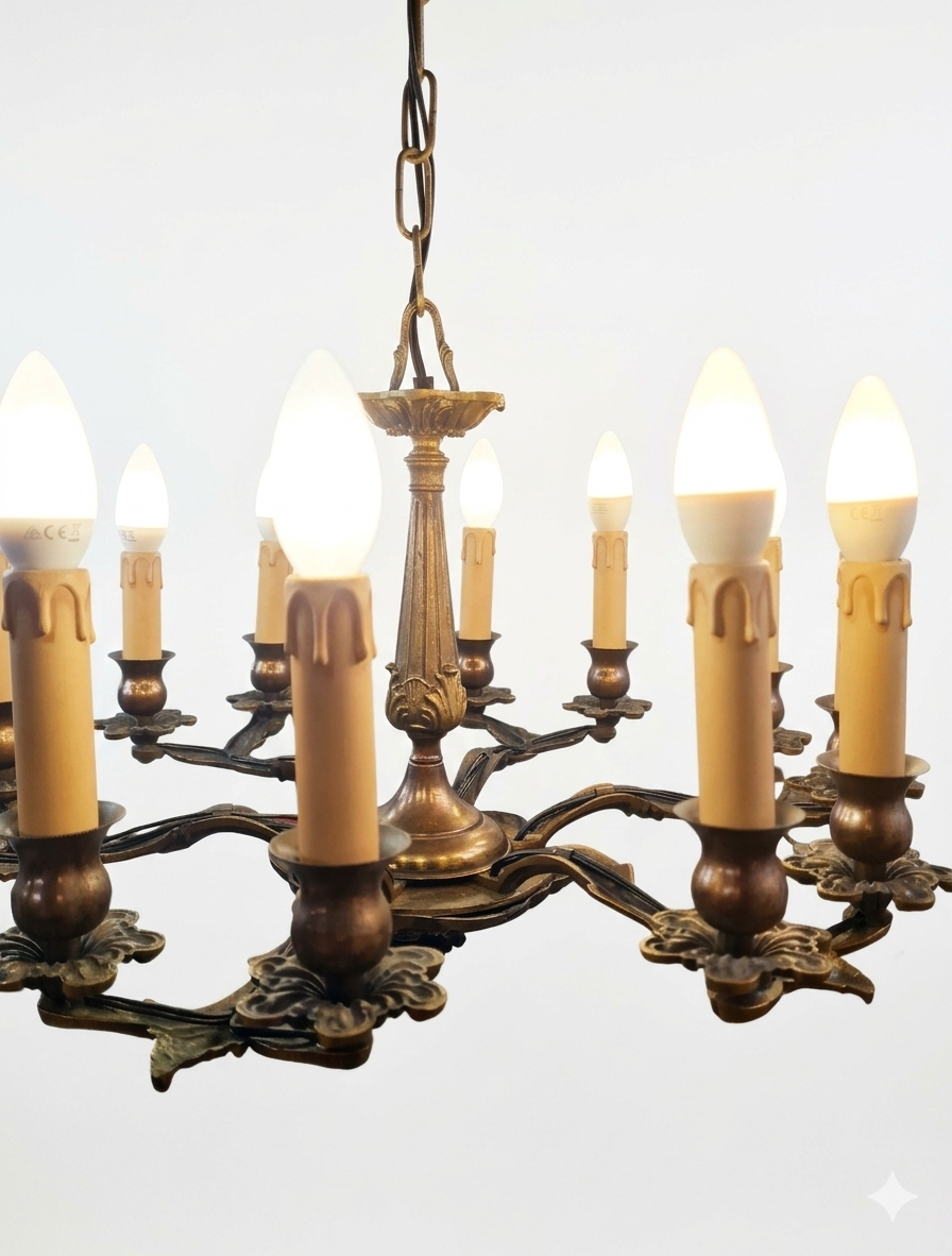 Vintage Italian 12-light chandelier