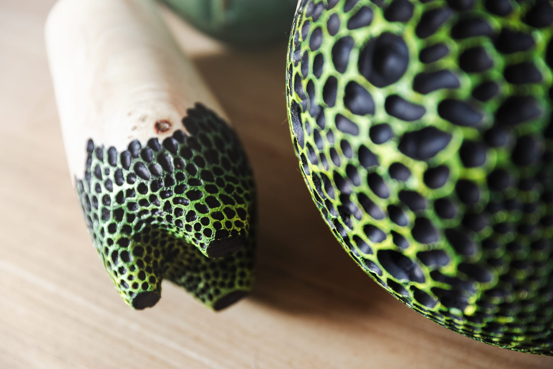 Vaso in legno di carrubo piccolo