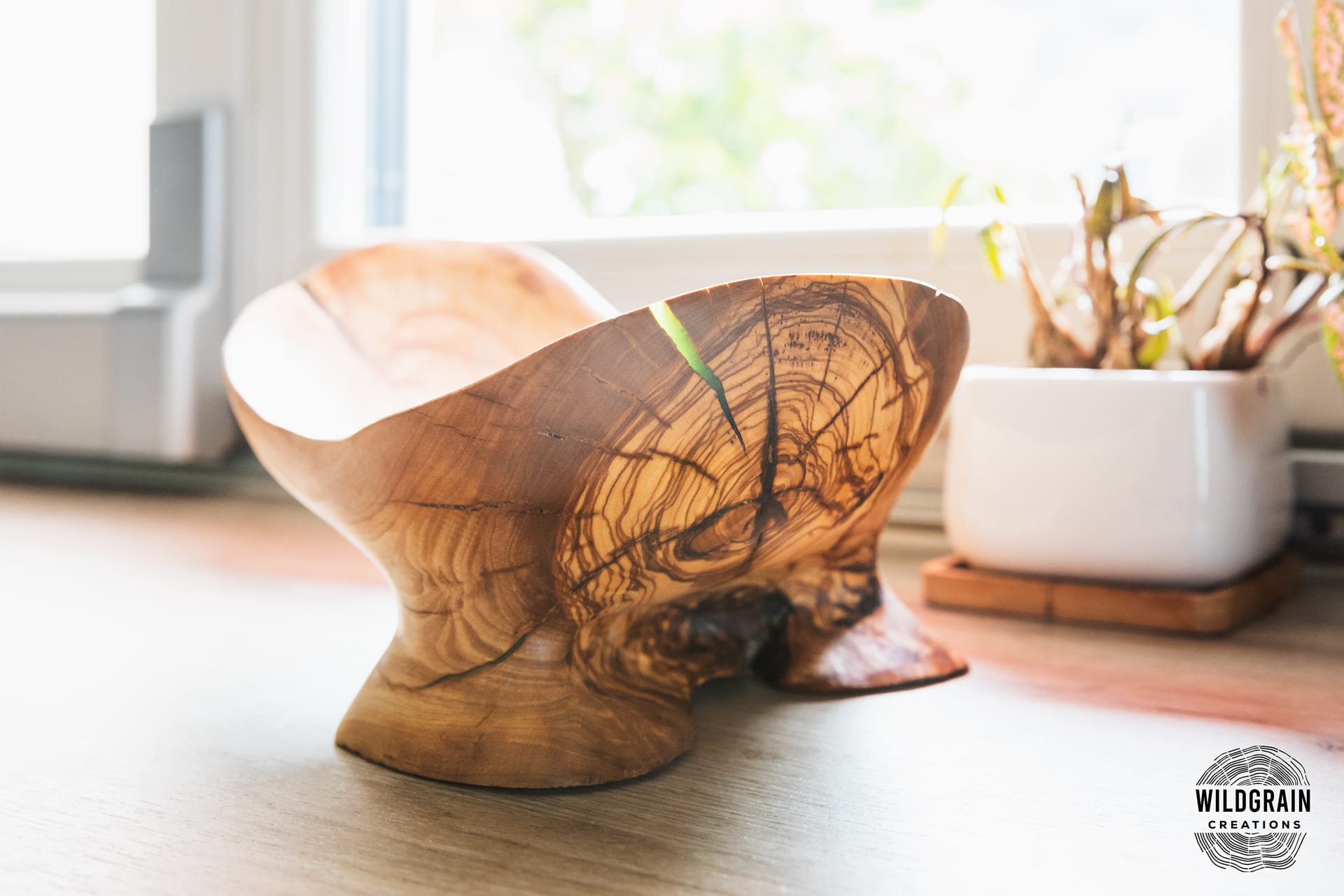 Portafrutta in radica di ulivo