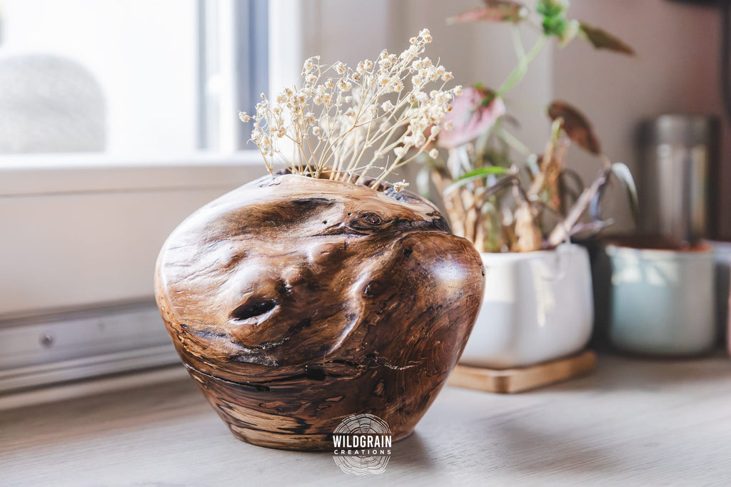 Vaso in legno di melo