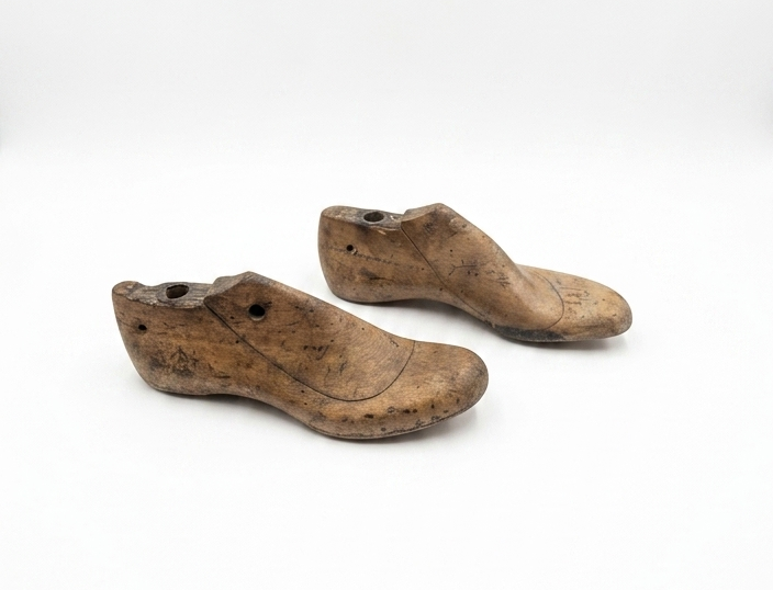 Wooden shoes