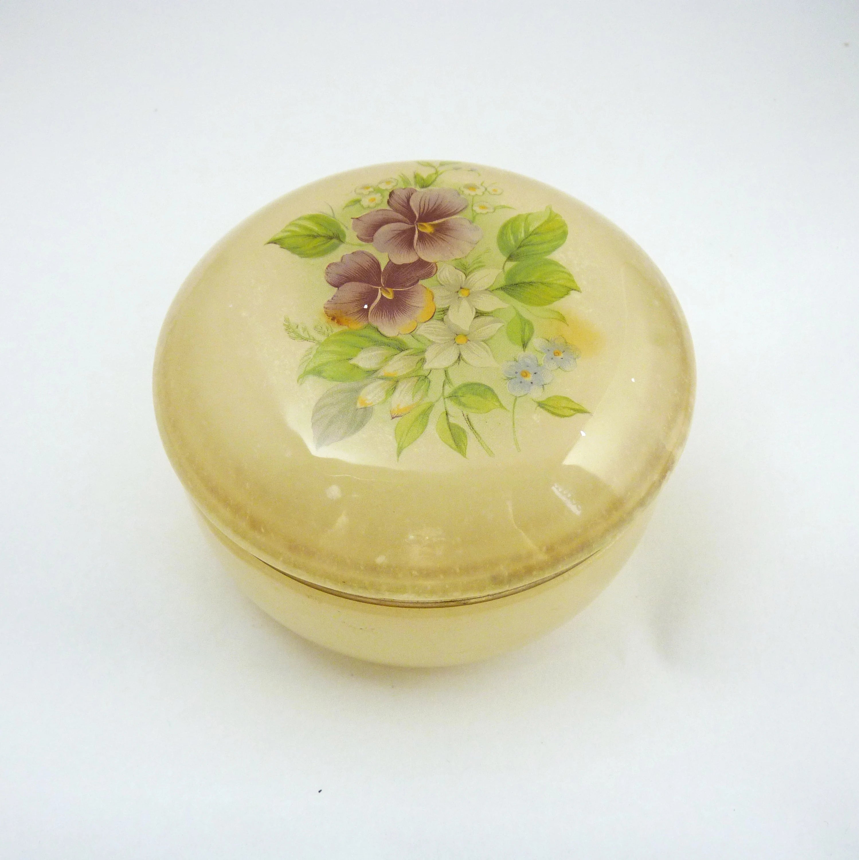 Boîte à bijoux en albâtre ornée de fleurs peintes