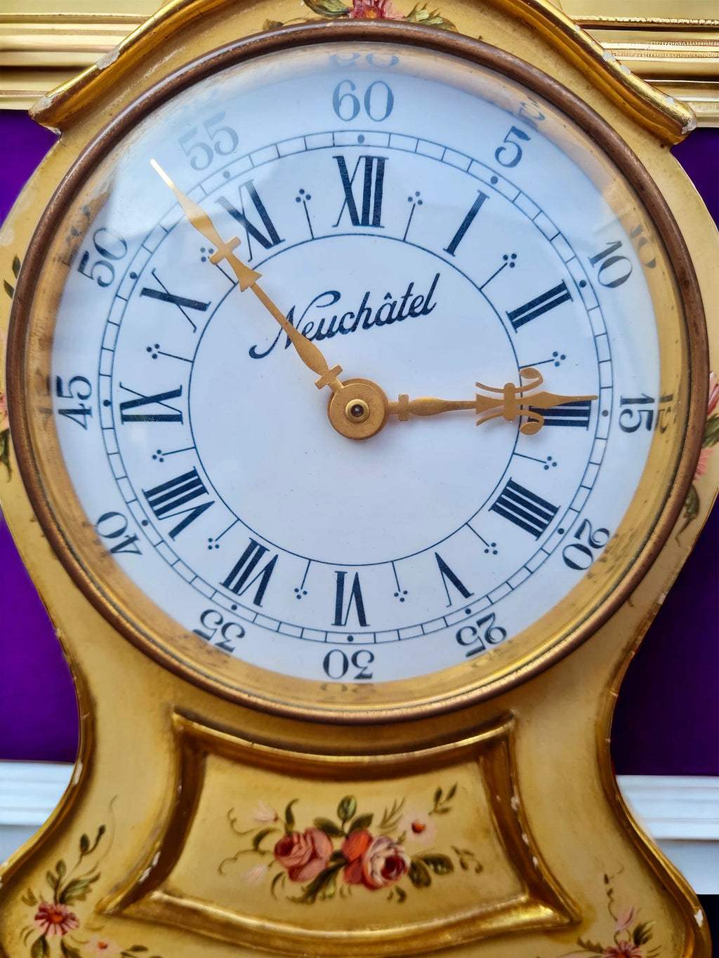 Orologio svizzero a pendolo di Neuchâtel secondo Luigi XVI