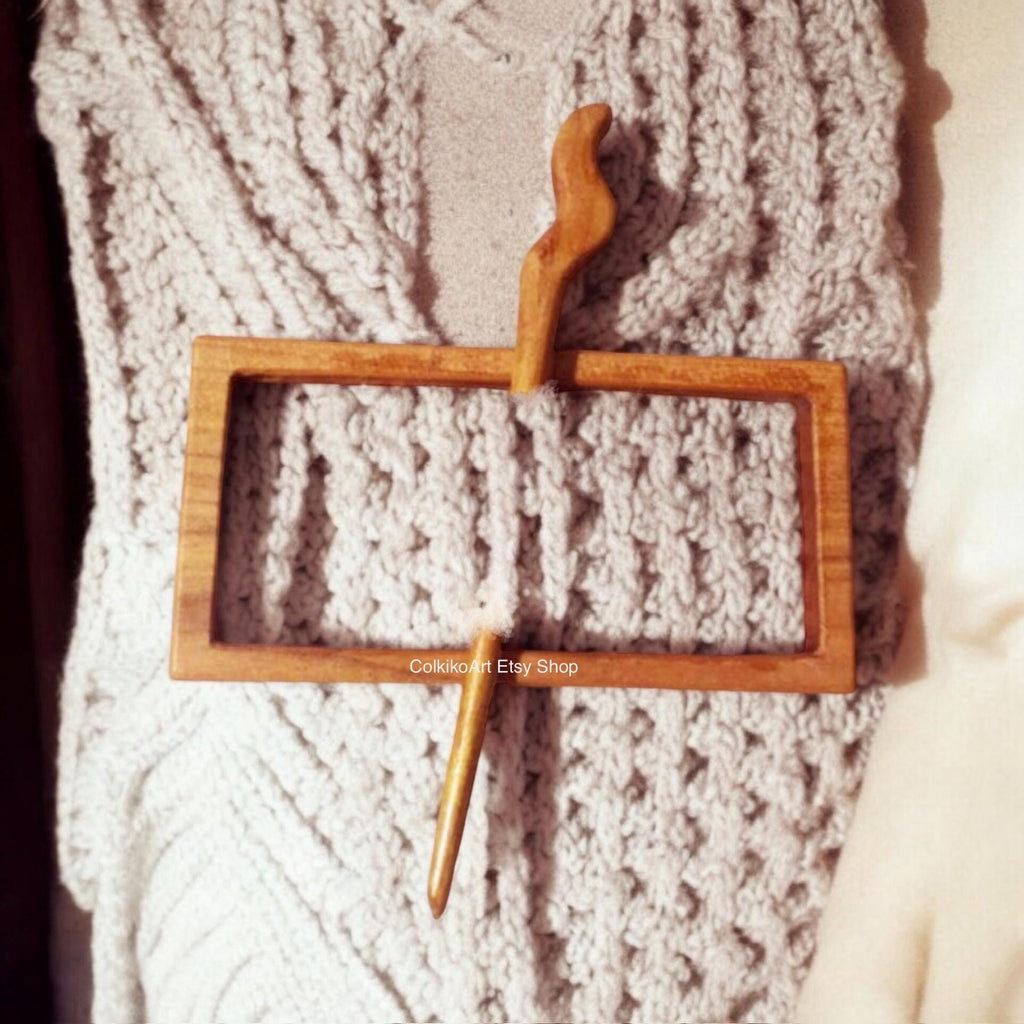 Wooden Shawl Pin, Wood Brooch, Wood Scarf Pin, Women Gift, Baby girl gift,Eco friendly Accessory, Jewlery small rectangular pin, brooch