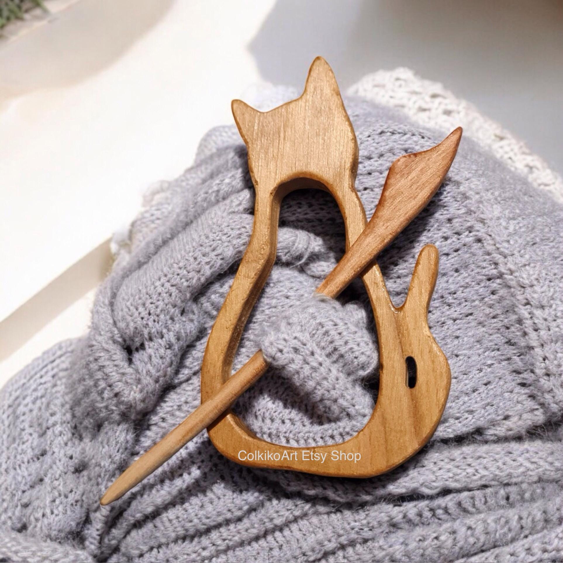 Cat lover Wooden Shawl Pin, Wood Brooch,Knitted Scarf, Women Gift, kittens,Eco friendly Accessory
