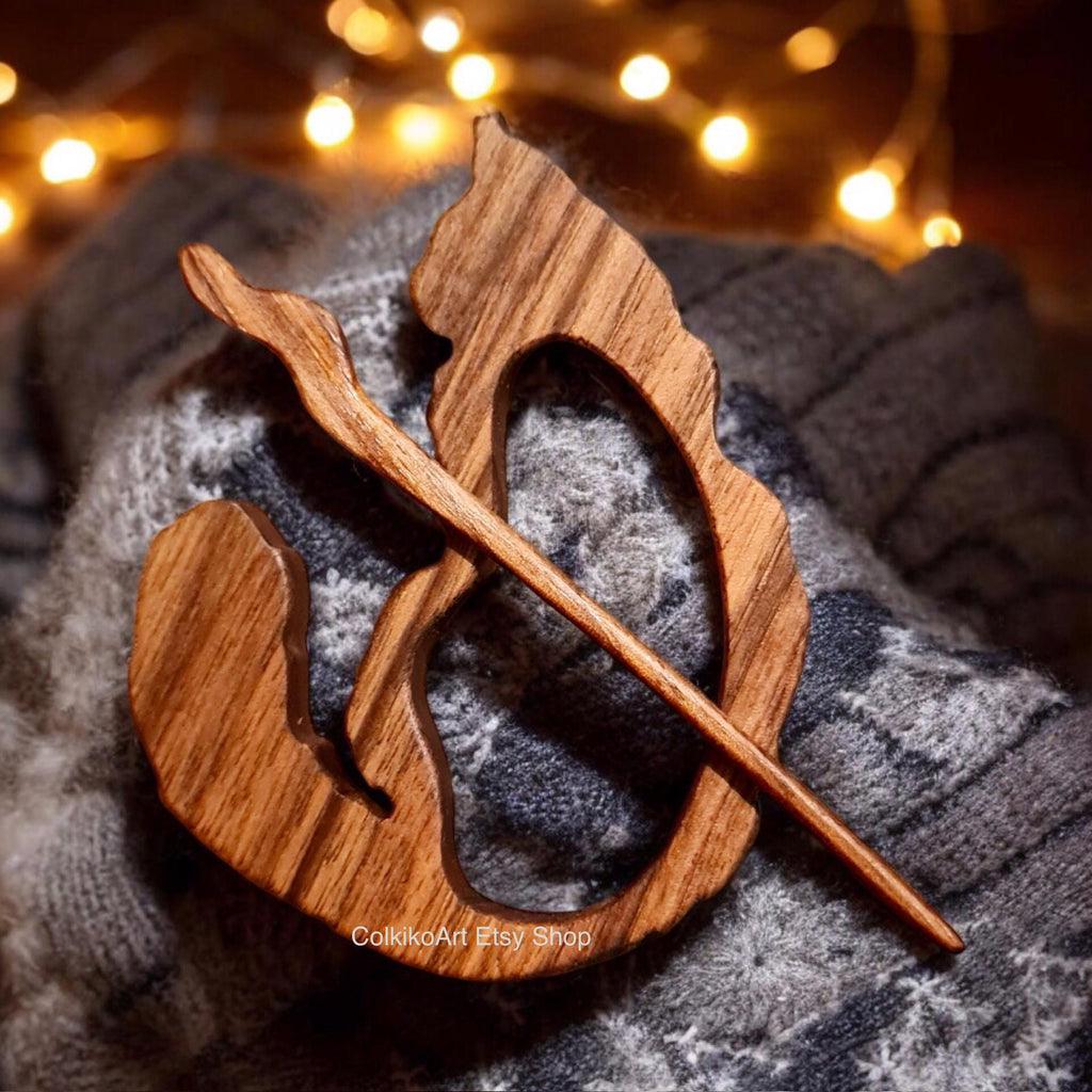 Norvegian Cat,Cat lover Wooden Shawl Pin, Wood Brooch,Scarf Pin,Women Gift, kittens,Eco friendly