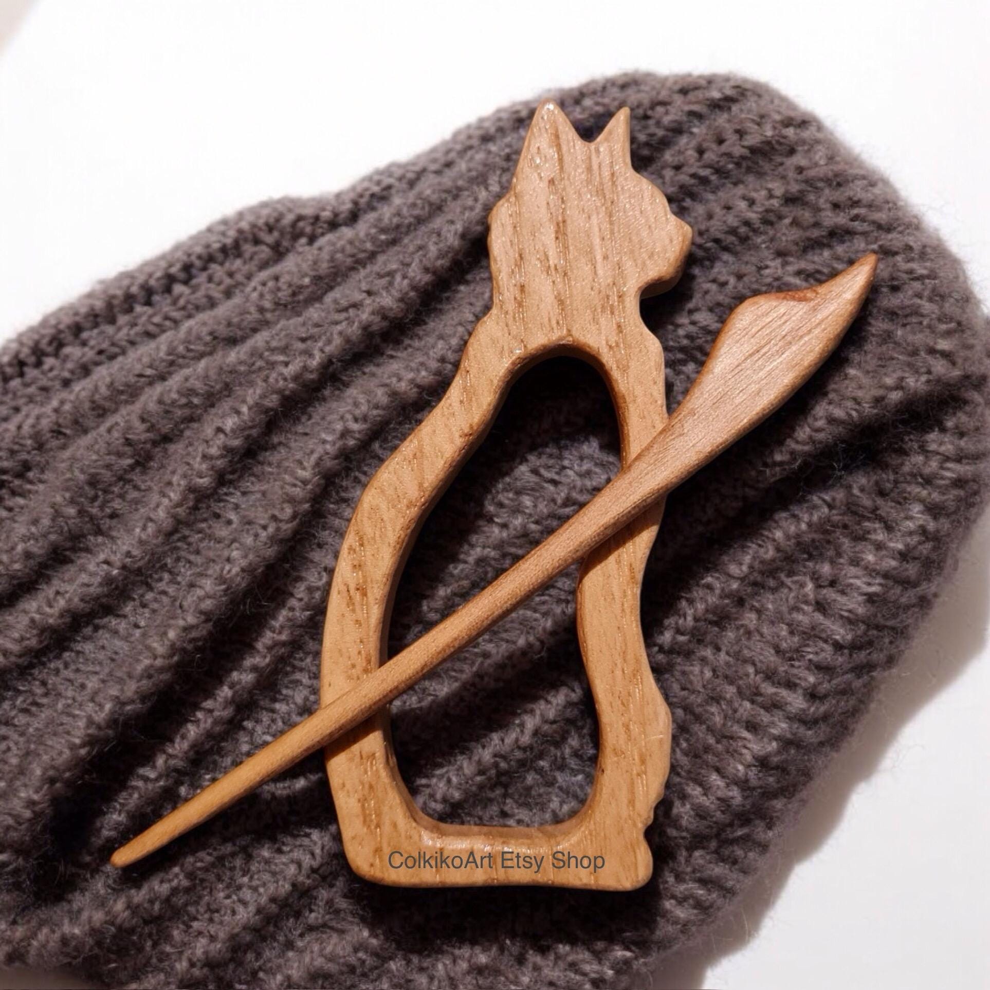 Cat lover Wooden Shawl Pin, Wood Brooch, Wood Scarf Pin, Women Gift, kittens,Eco friendly Accessory, Jewlery, love, geart pin, brooch