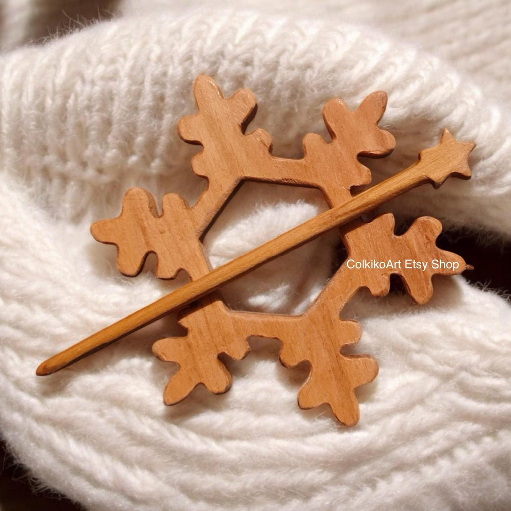 Snowflake Wooden Shawl Pin, Wood Brooch, Scarf,Eco friendly Accessory, Jewlery, christmas, brooch