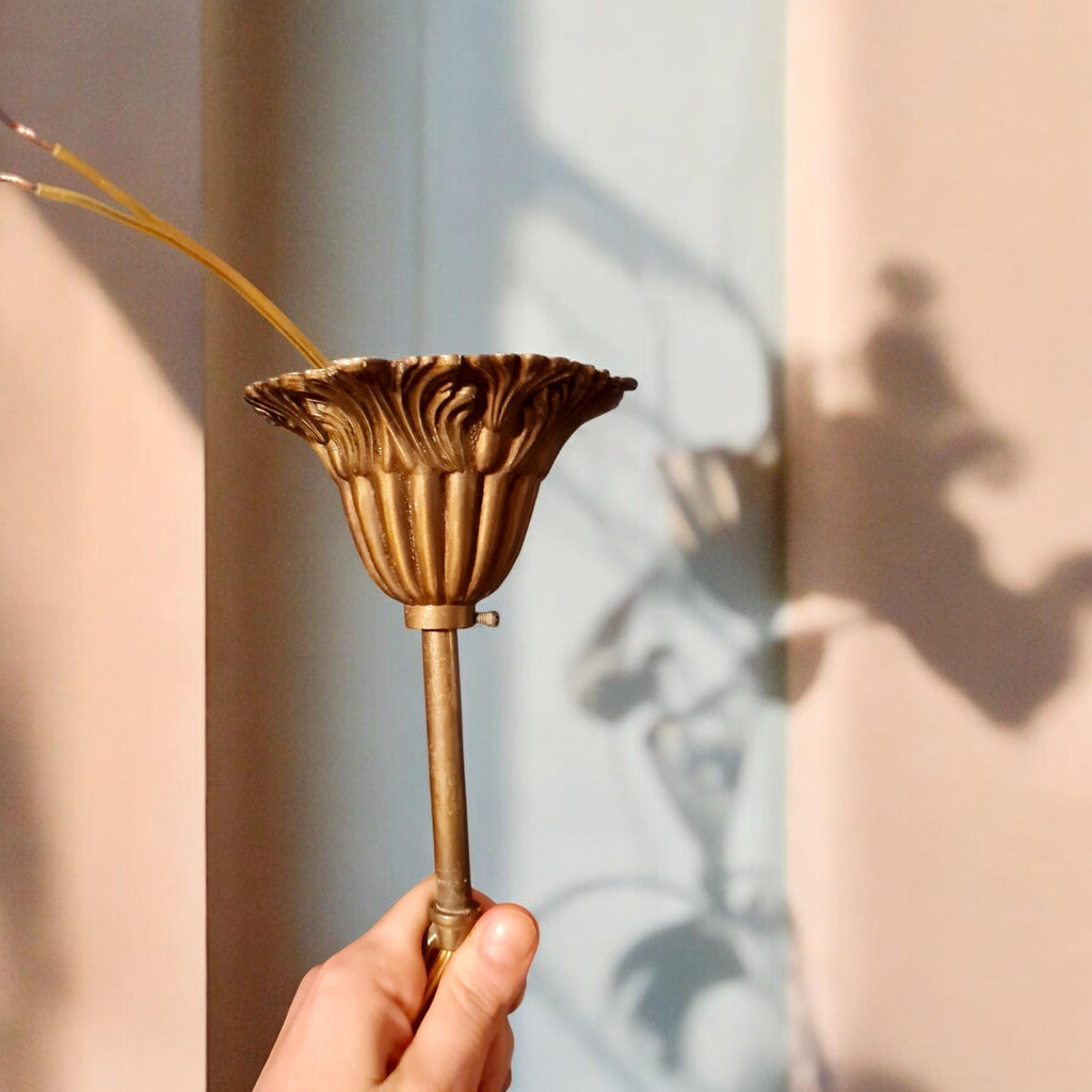 Lampadario italiano a 6 braccia in ottone anni '50