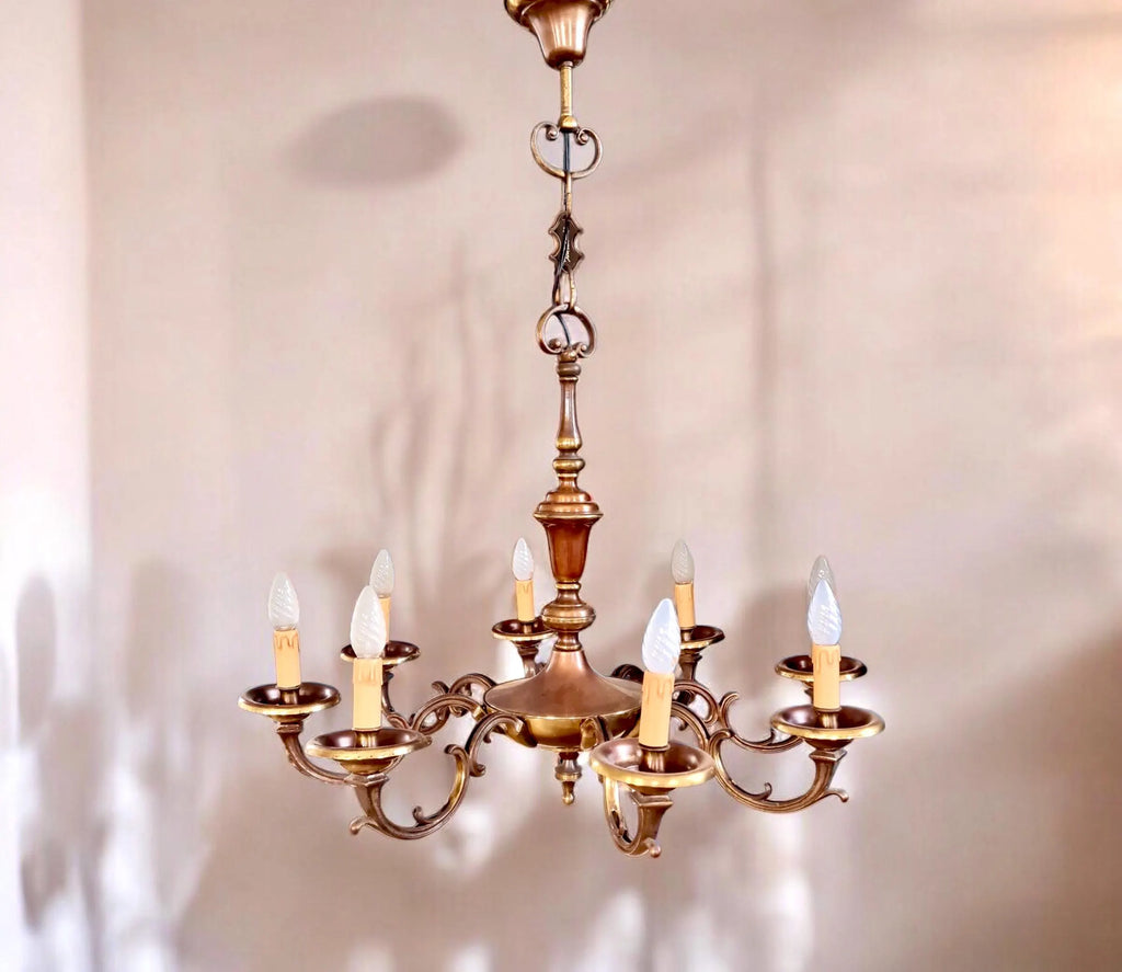 Lampadario italiano vintage a 8 braccia in ottone