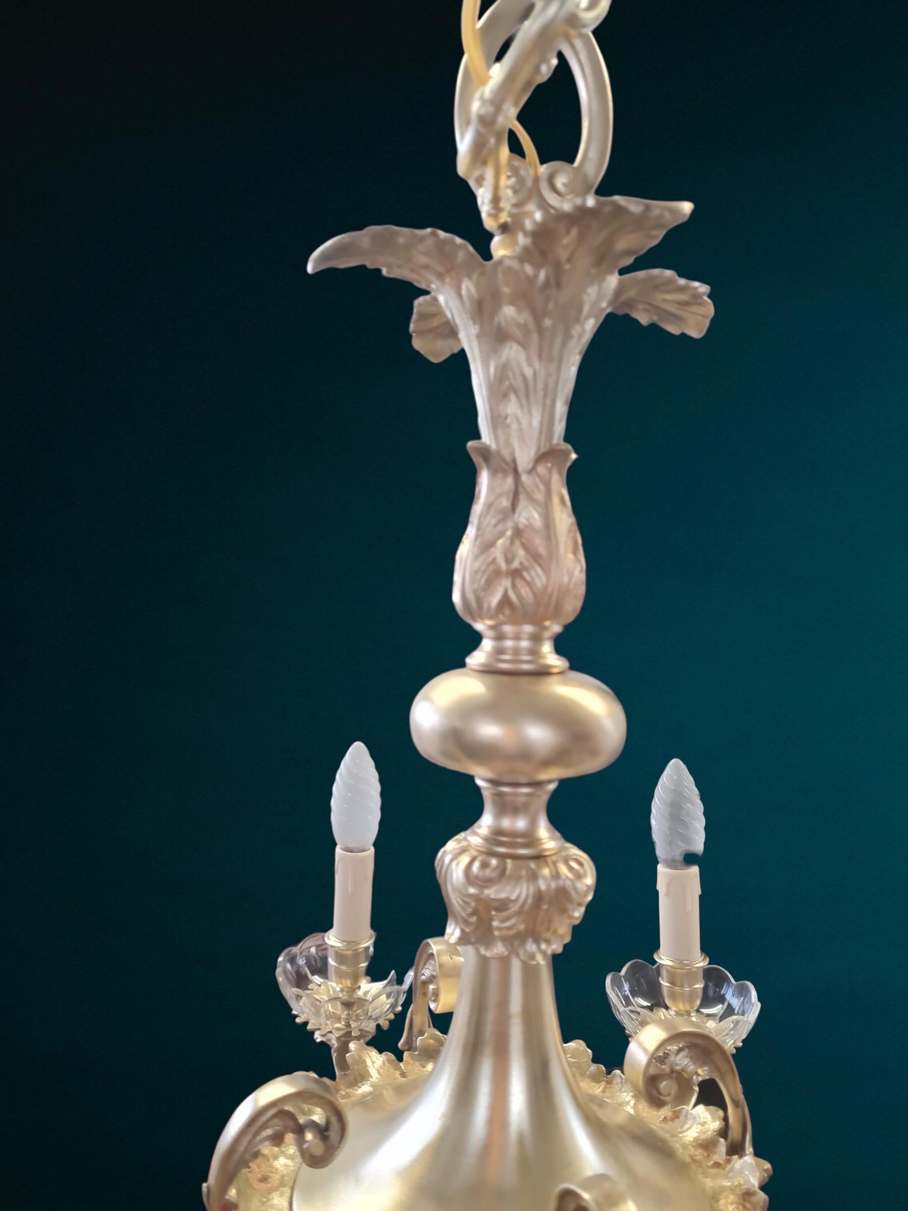 Lampadario vintage in ottone a 8 braccia