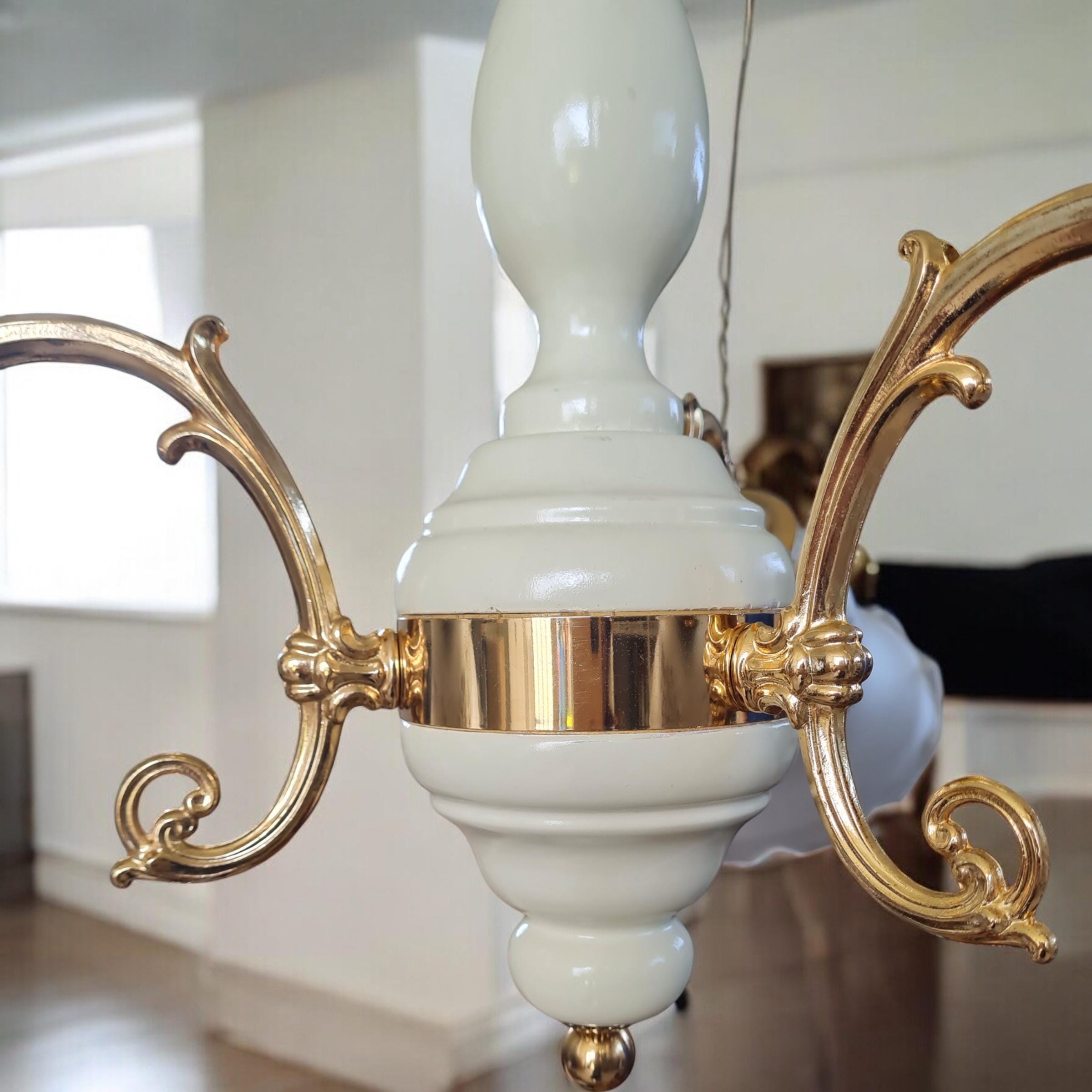 Lustre en bois et métal avec verre décoré