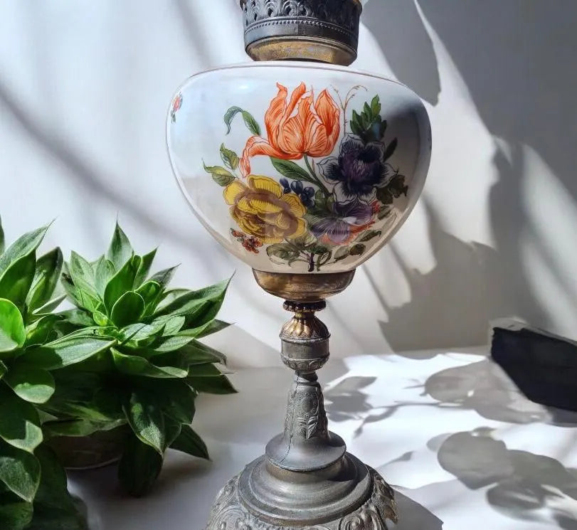 Lampe de table en céramique et en verre