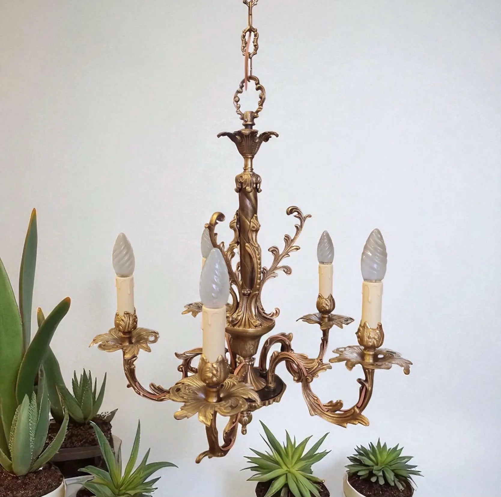 Lampadario italiano vintage in ottone, 5 braccia anni 50